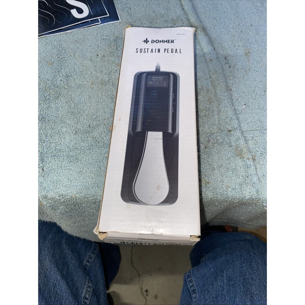 Donner Sustain Pedal for Piano & Keyboard w/5 ft Cable & 1/4 in. Plug NEW in Box